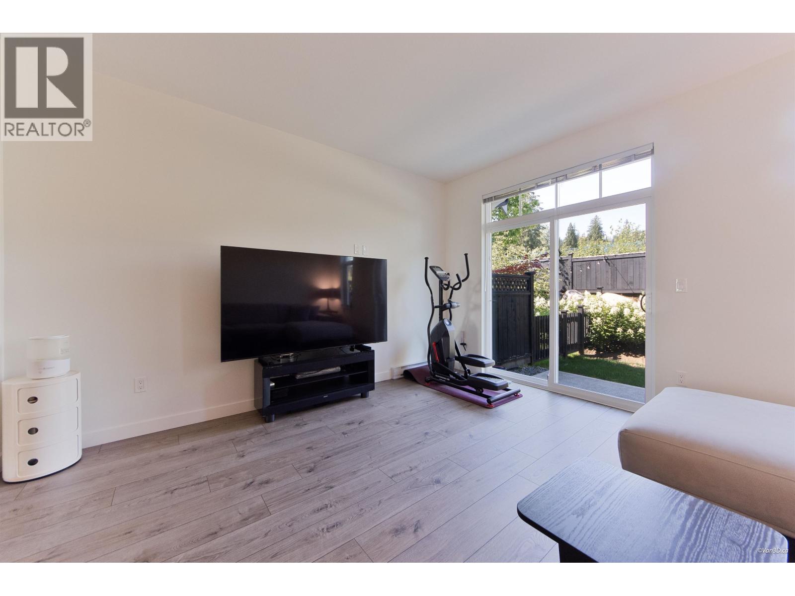 131 3565 Baycrest Avenue Property Photo 9
