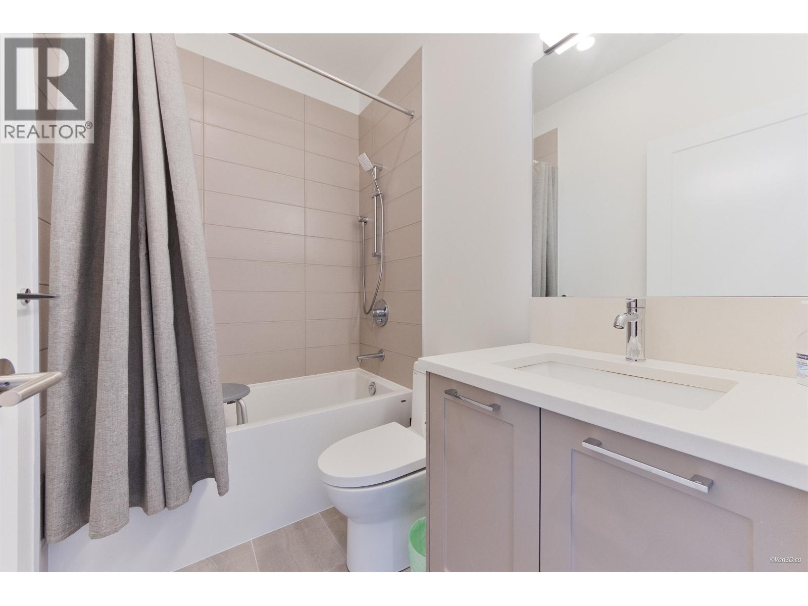 131 3565 Baycrest Avenue Property Photo 24