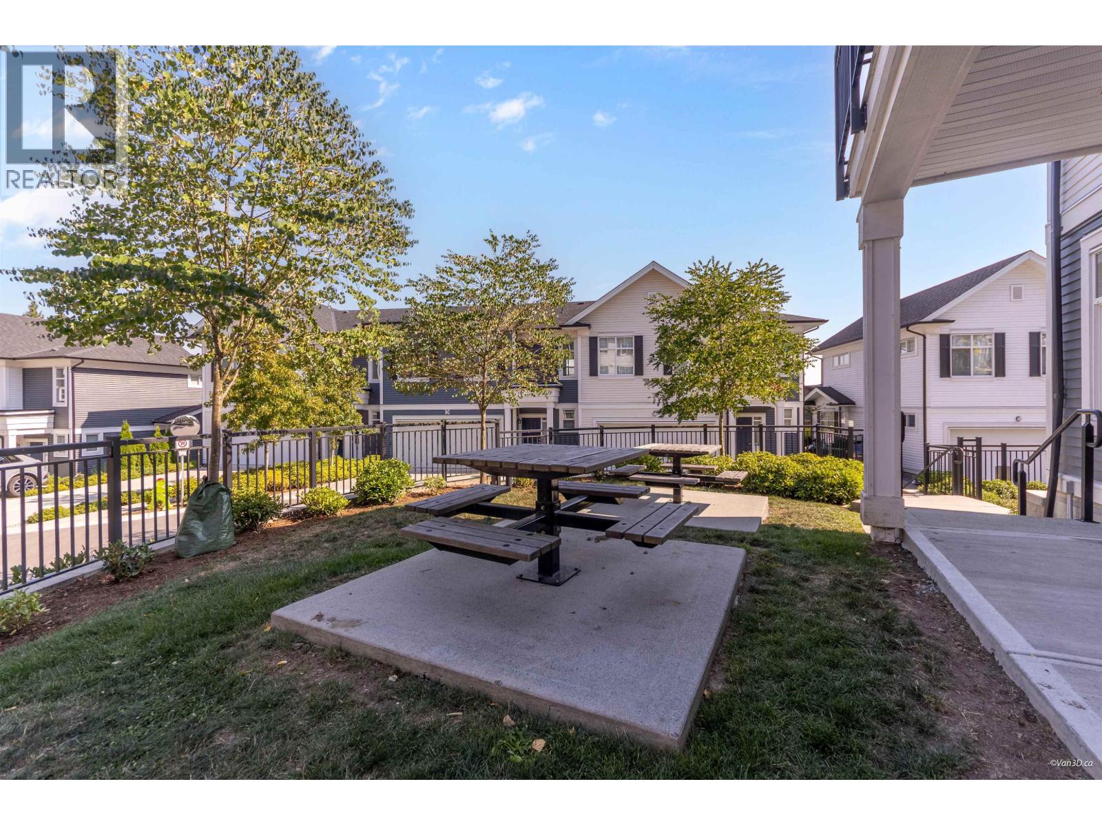 131 3565 Baycrest Avenue Property Photo 29