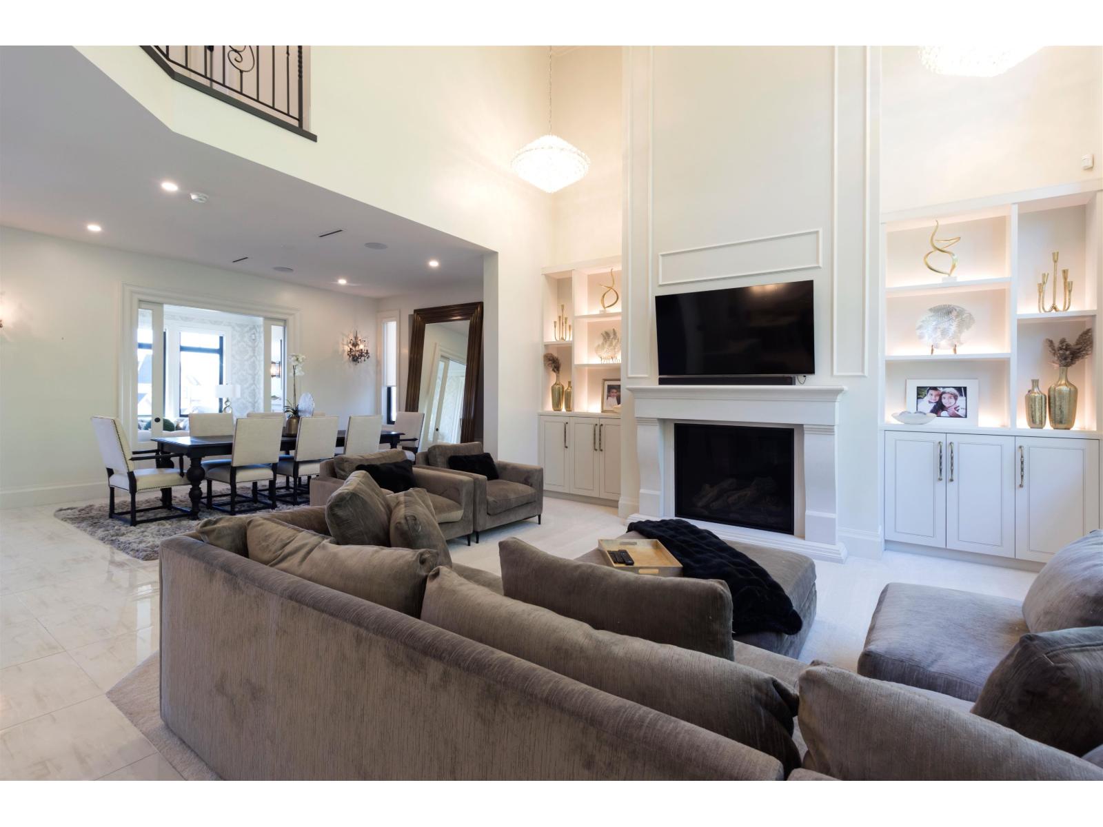 2886 165b Street Property Photo 23