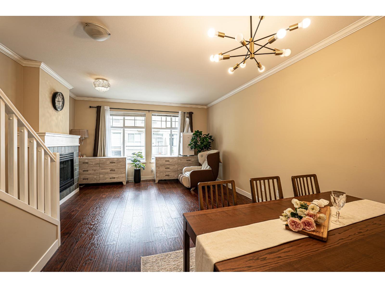 54 8383 159 Street Property Photo 1