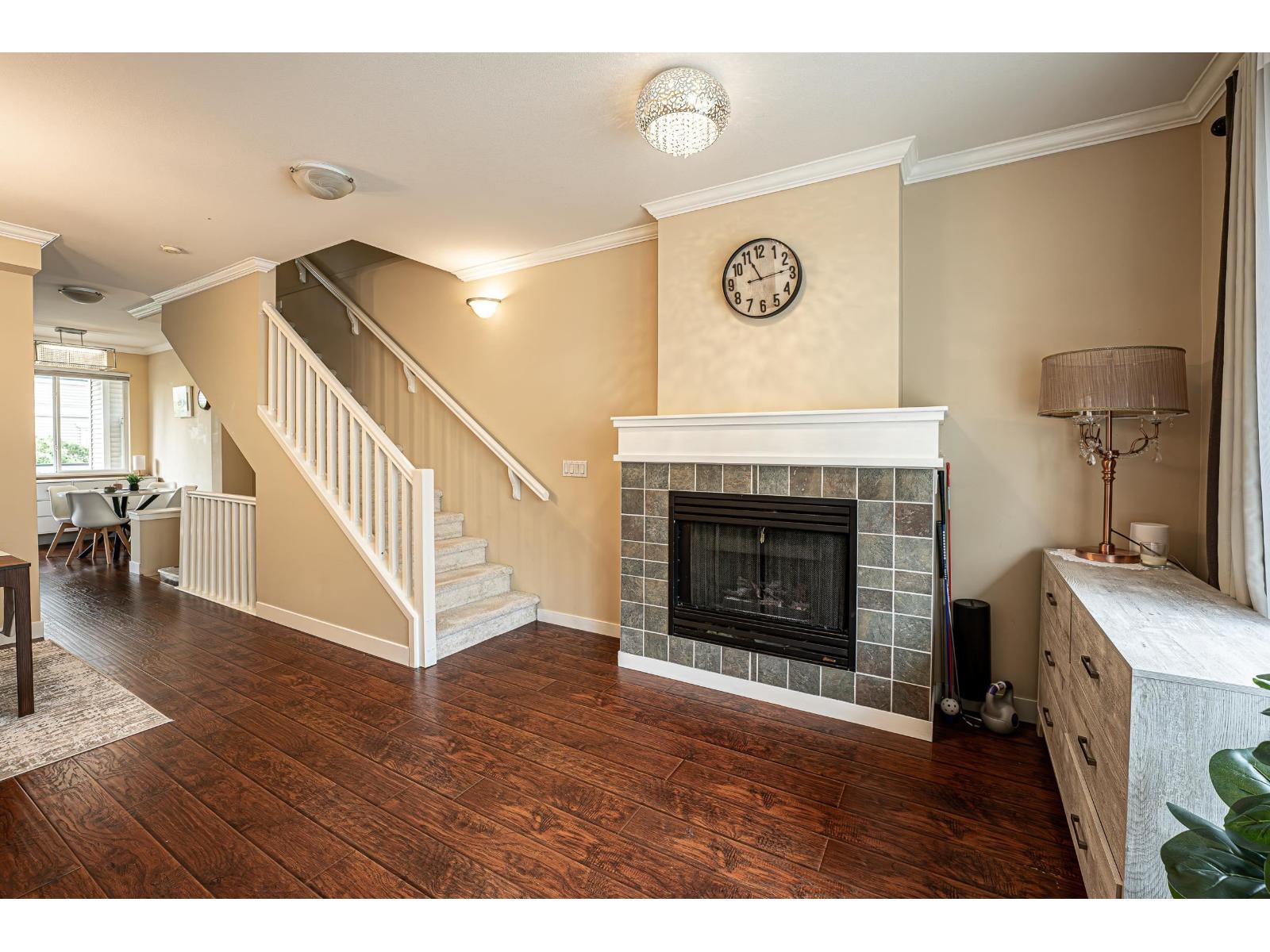 54 8383 159 Street Property Photo 10
