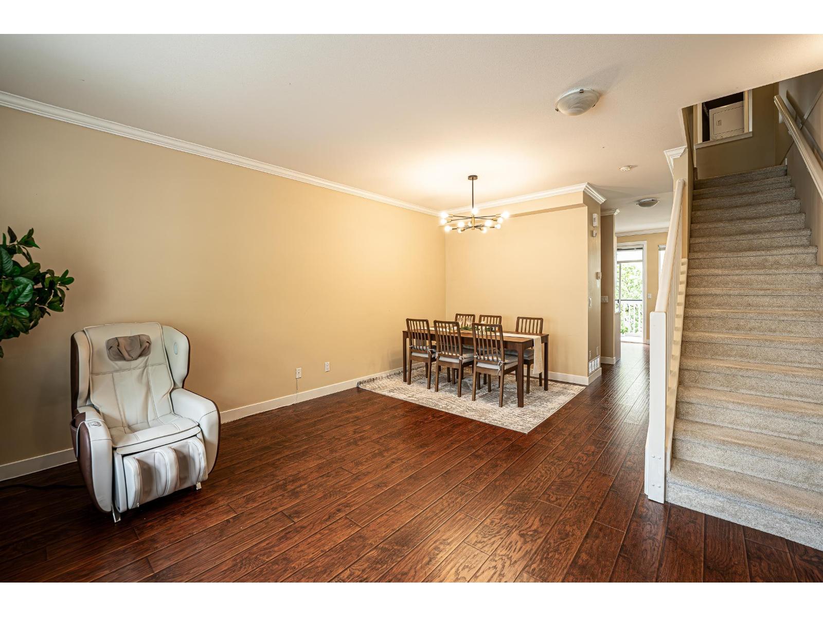 54 8383 159 Street Property Photo 11