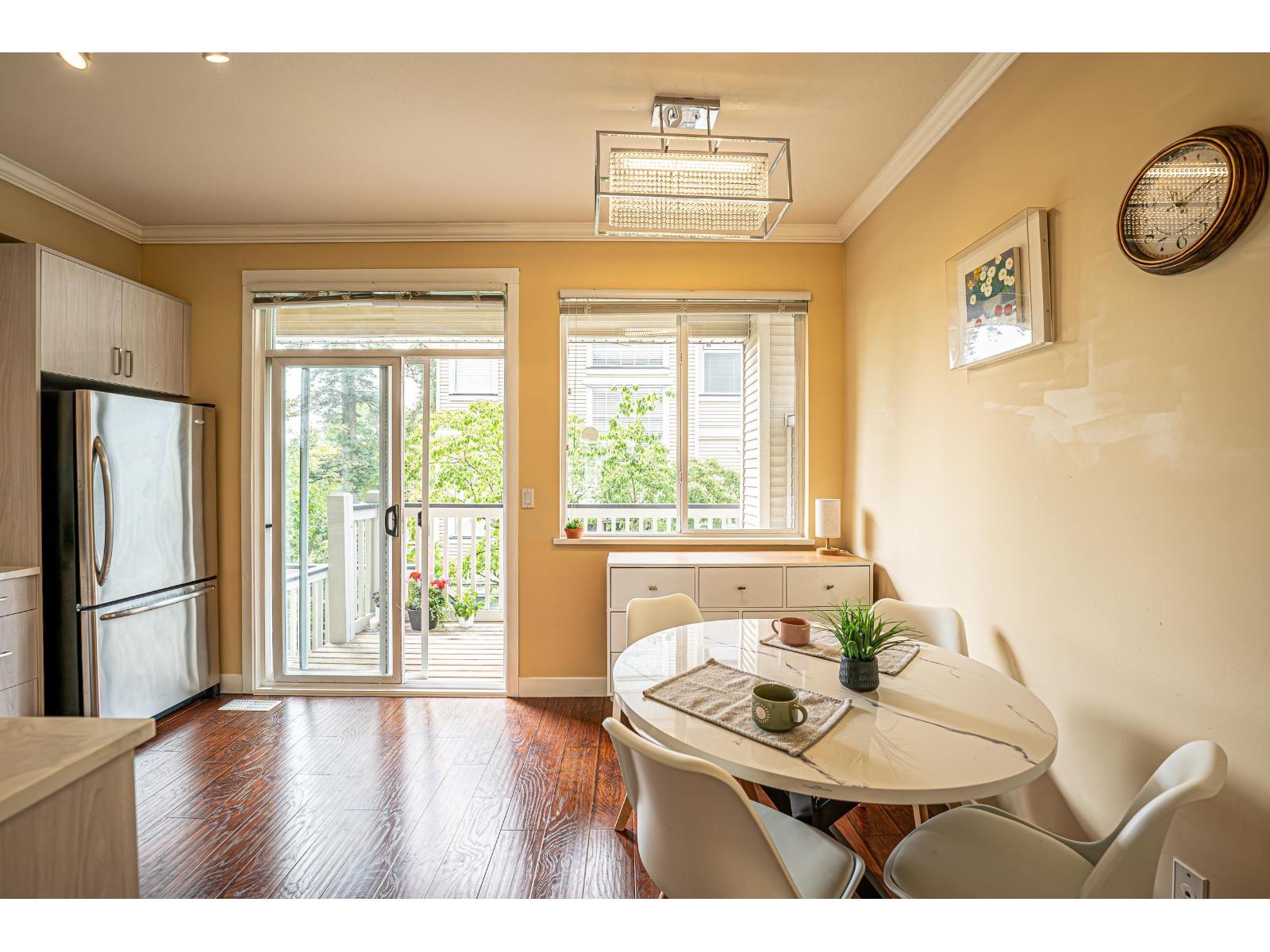 54 8383 159 Street Property Photo 12