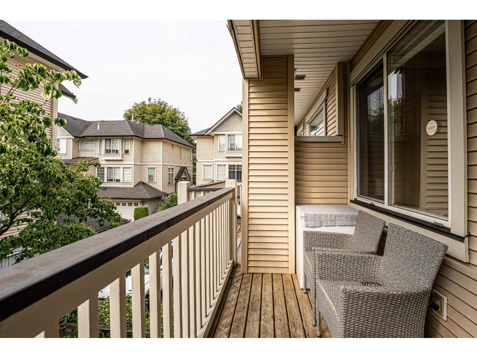 54 8383 159 Street Property Photo 19