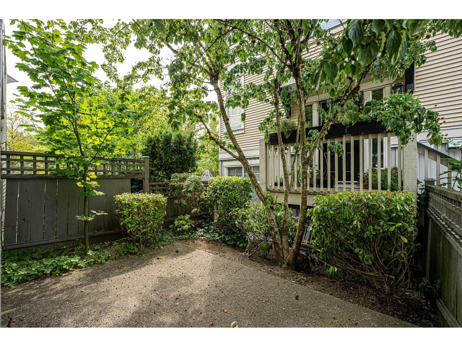 54 8383 159 Street Property Photo 29