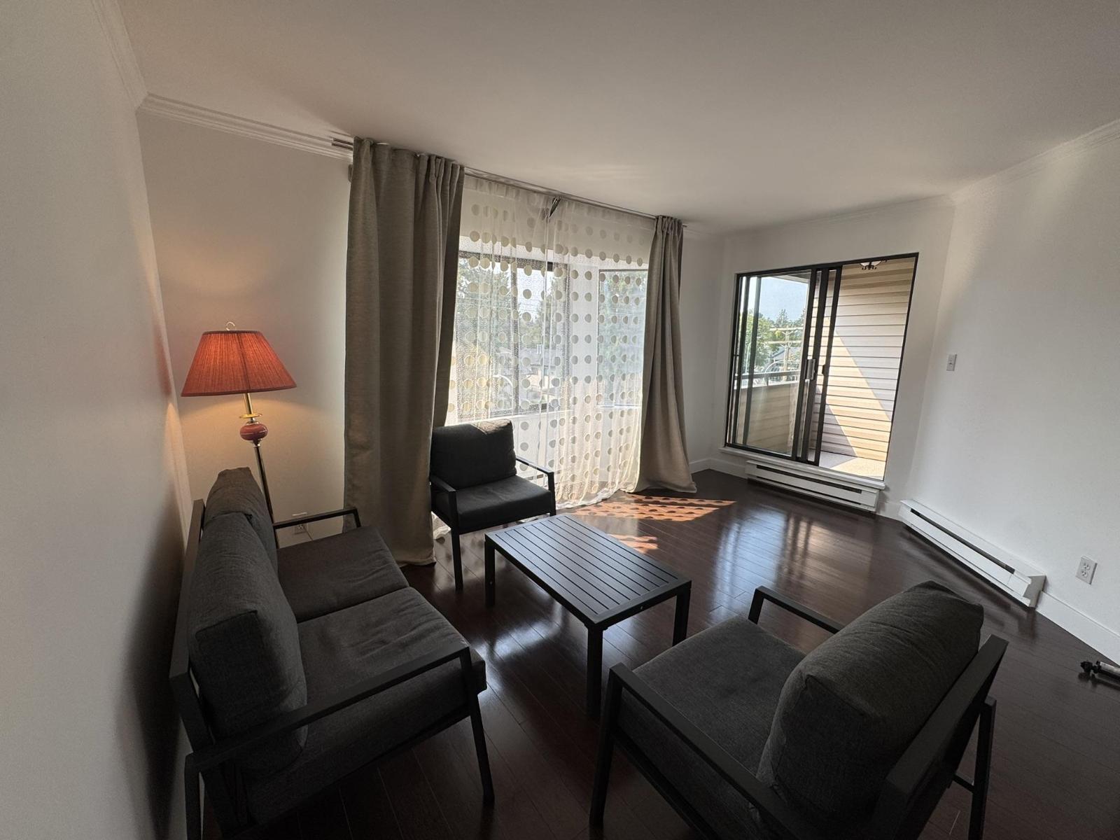 314 5294 204 Street Property Photo 2