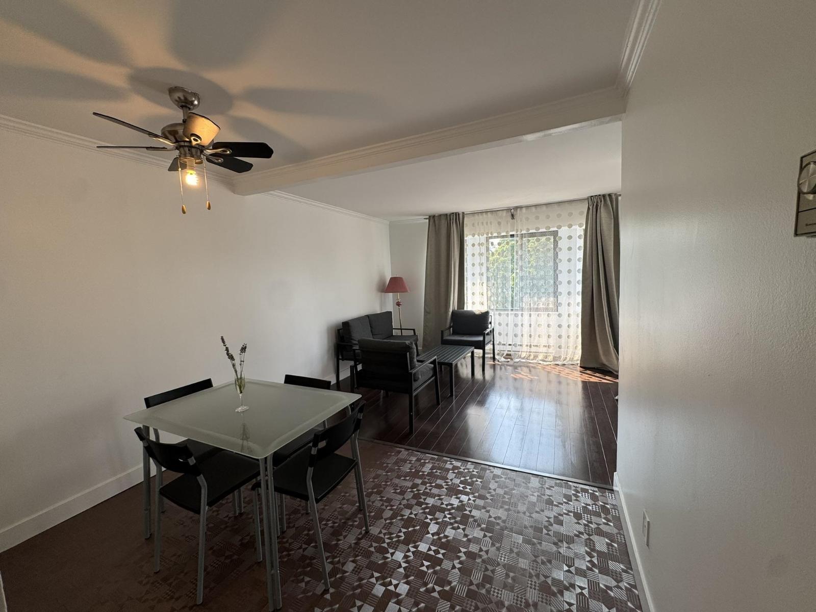 314 5294 204 Street Property Photo 4