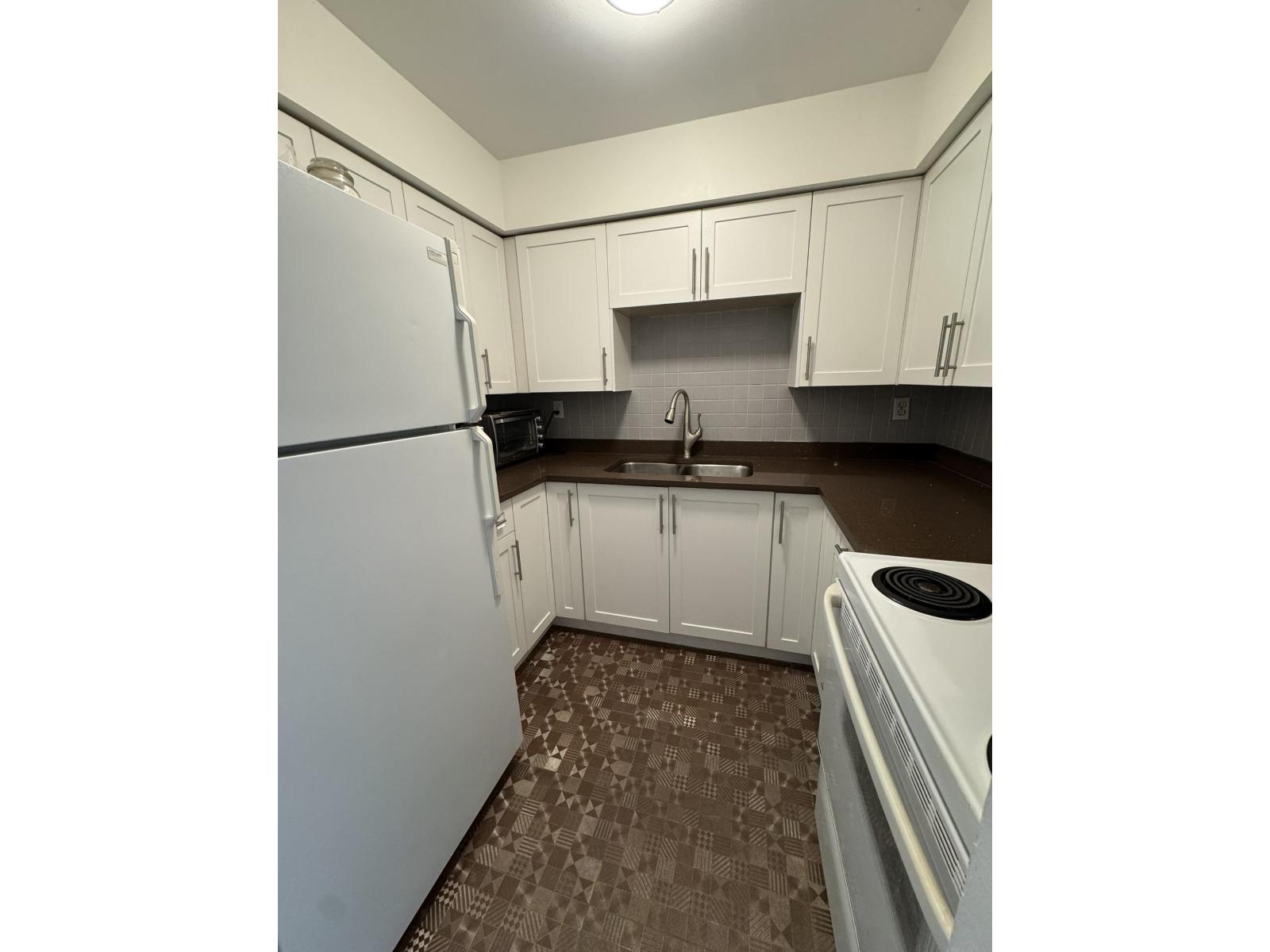 314 5294 204 Street Property Photo 13