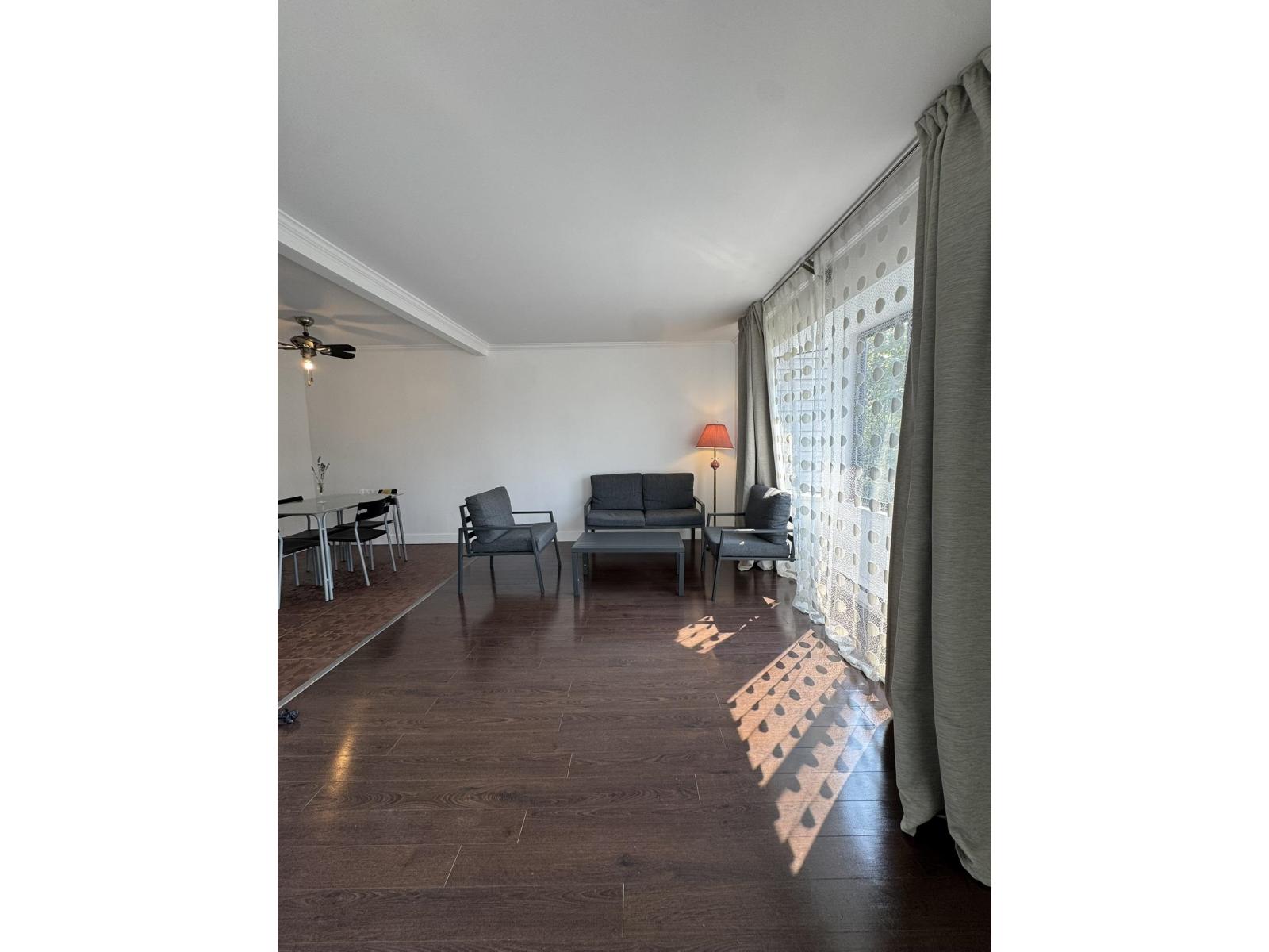 314 5294 204 Street Property Photo 18