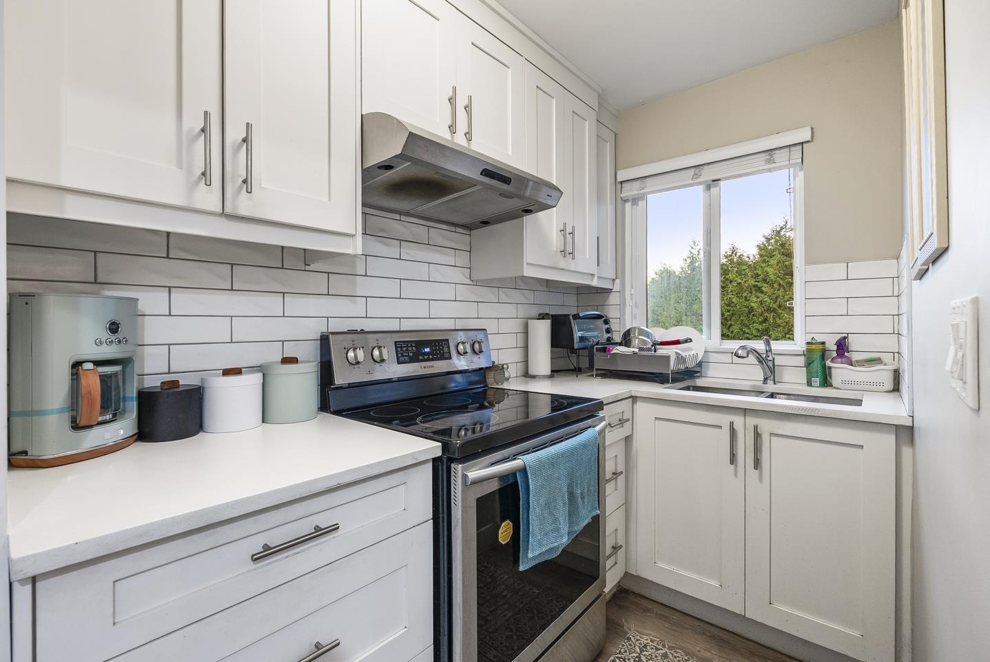6470 130 Street Property Photo 10