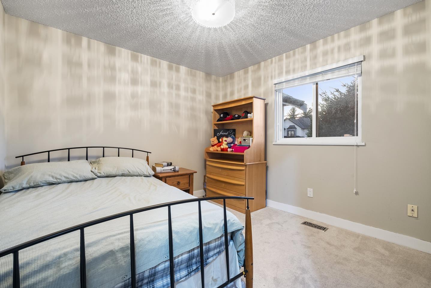 6470 130 Street Property Photo 13