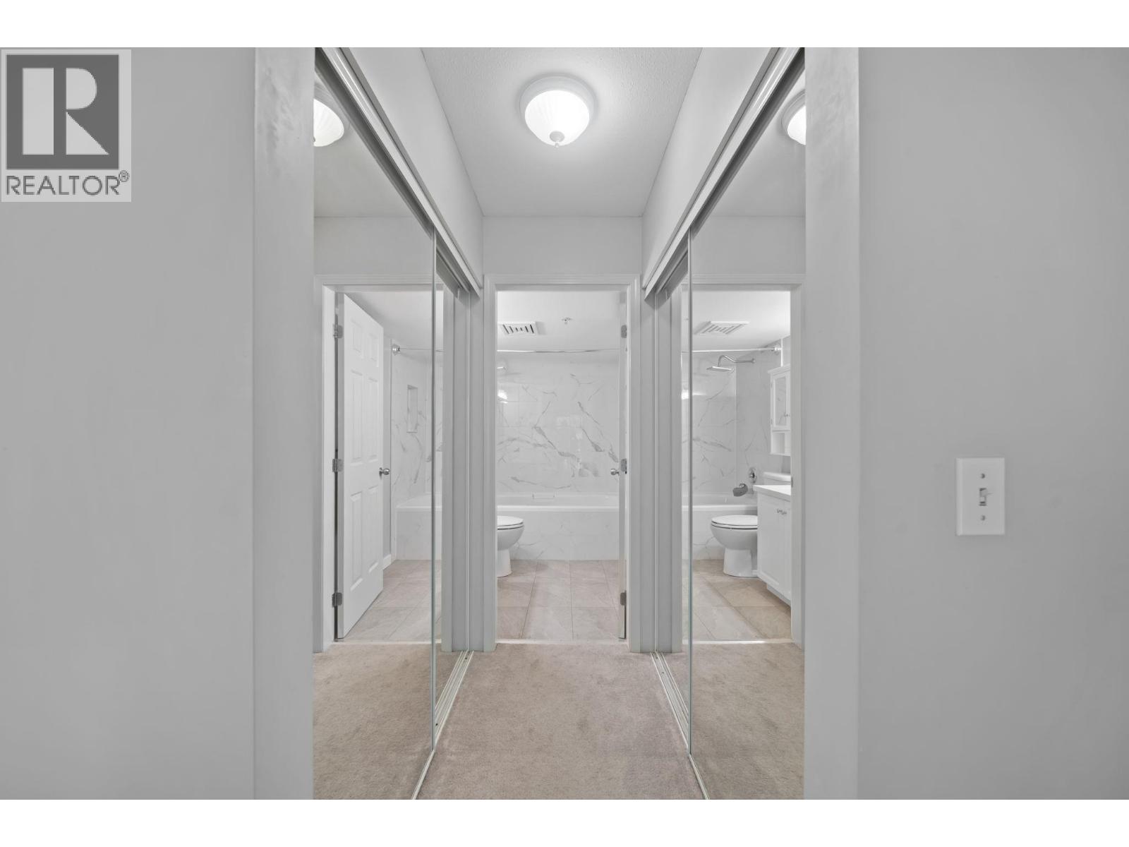 401 22233 River Road Property Photo 16