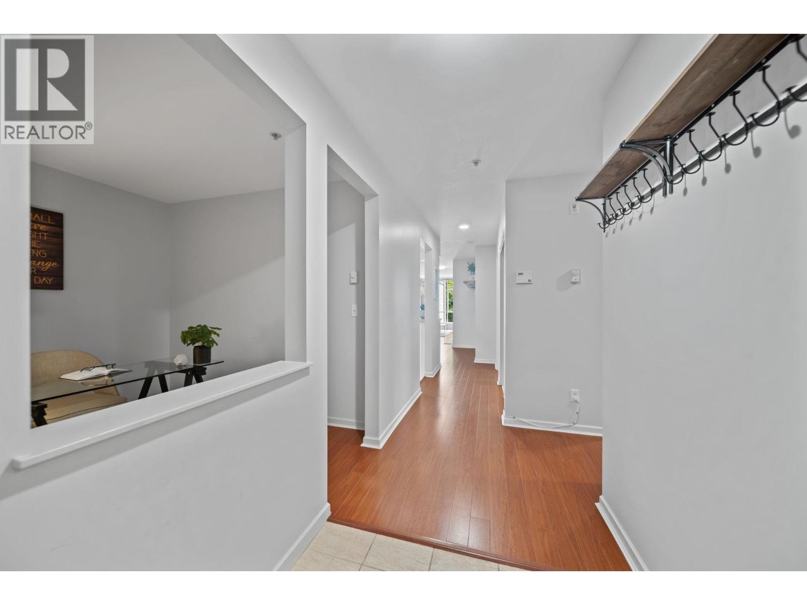401 22233 River Road Property Photo 24