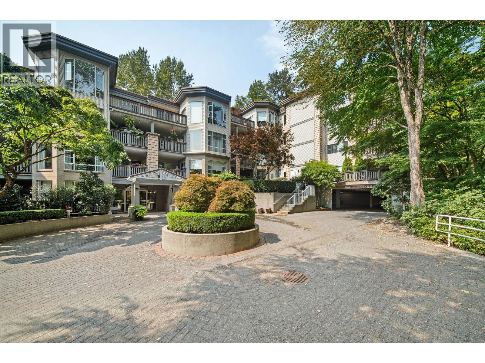 401 22233 River Road Property Photo 31
