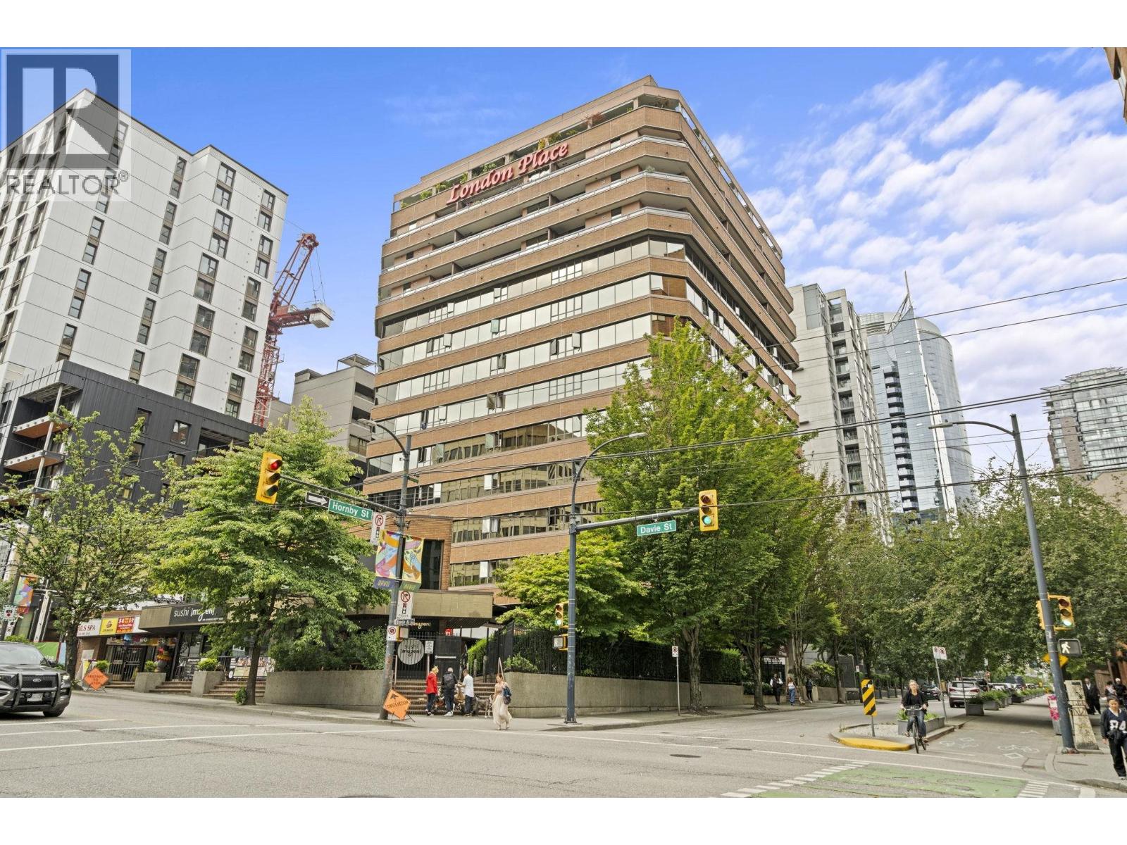 808 1177 Hornby Street Property Photo 1
