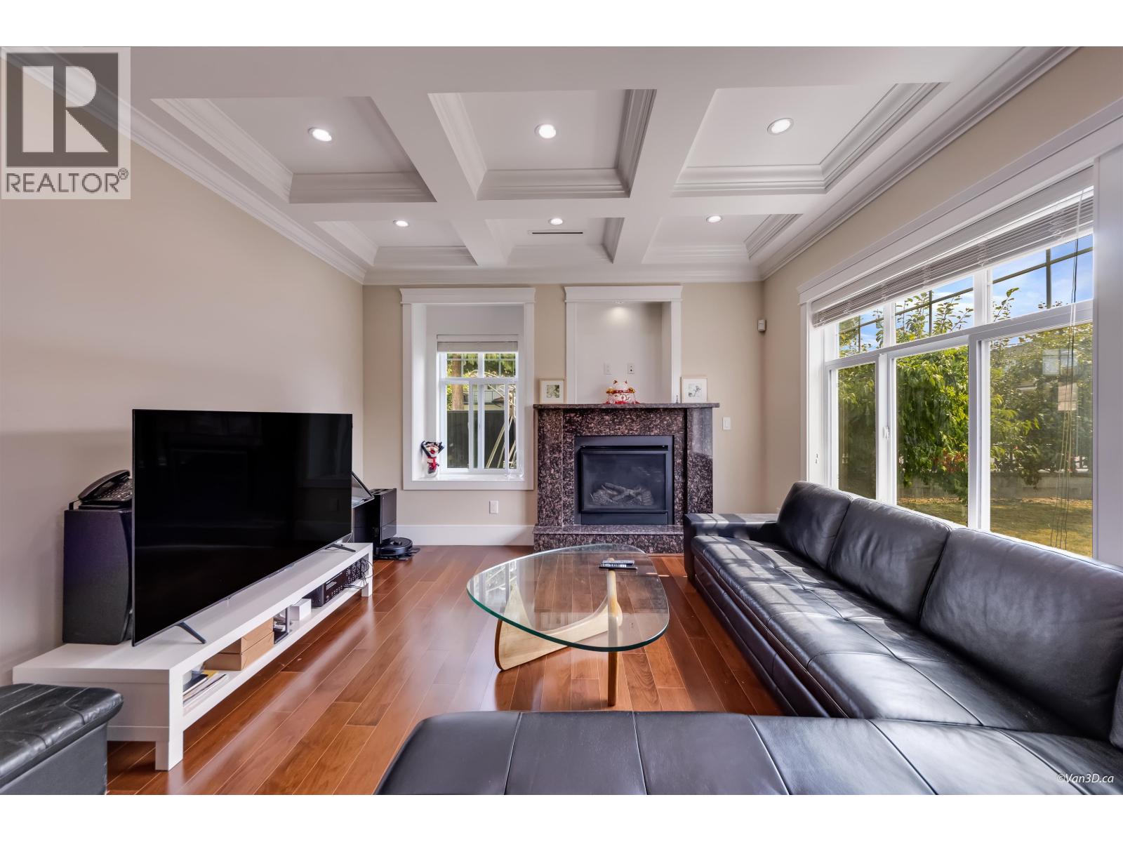 6643 Imperial Street Property Photo 10