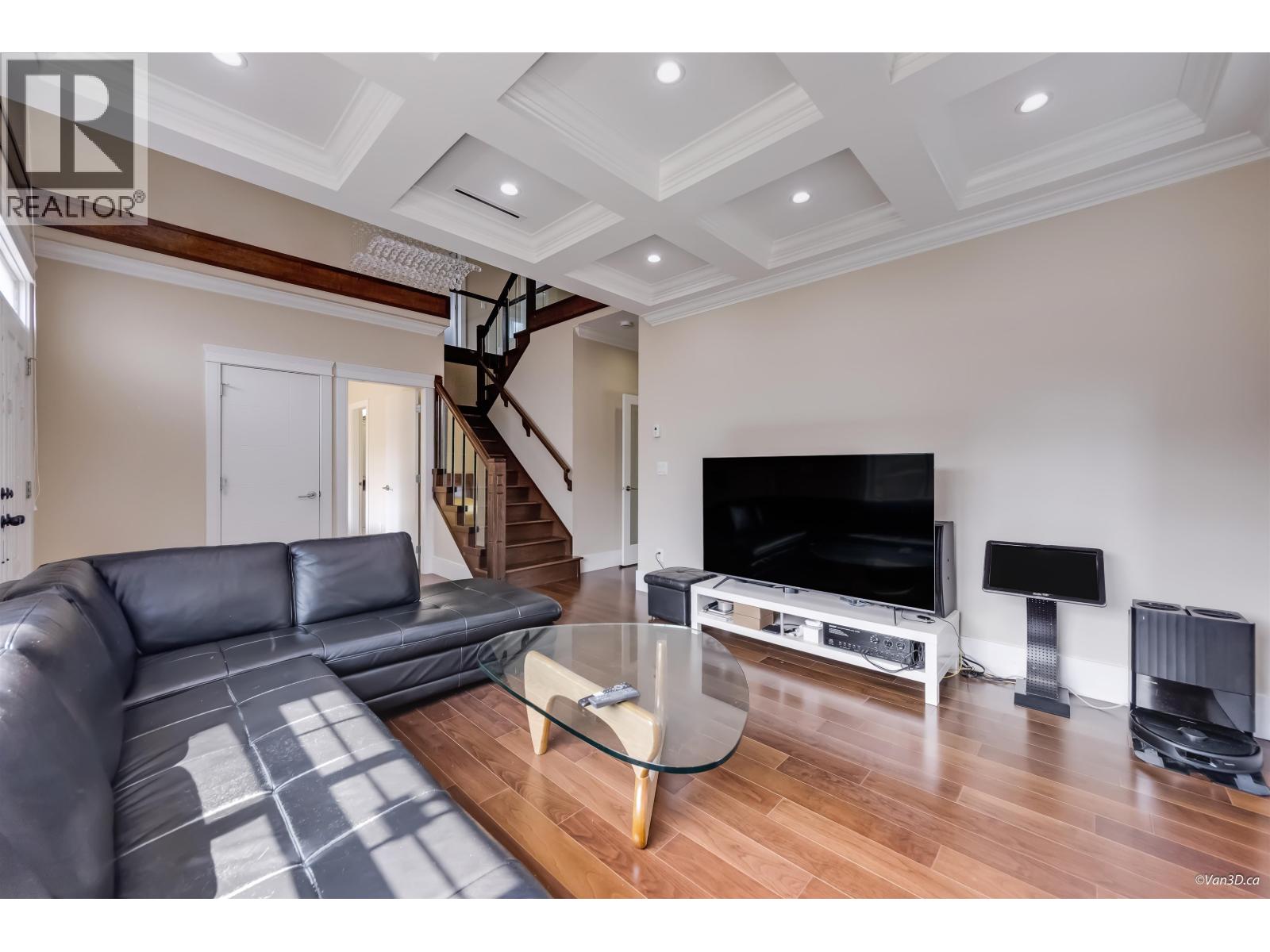 6643 Imperial Street Property Photo 11