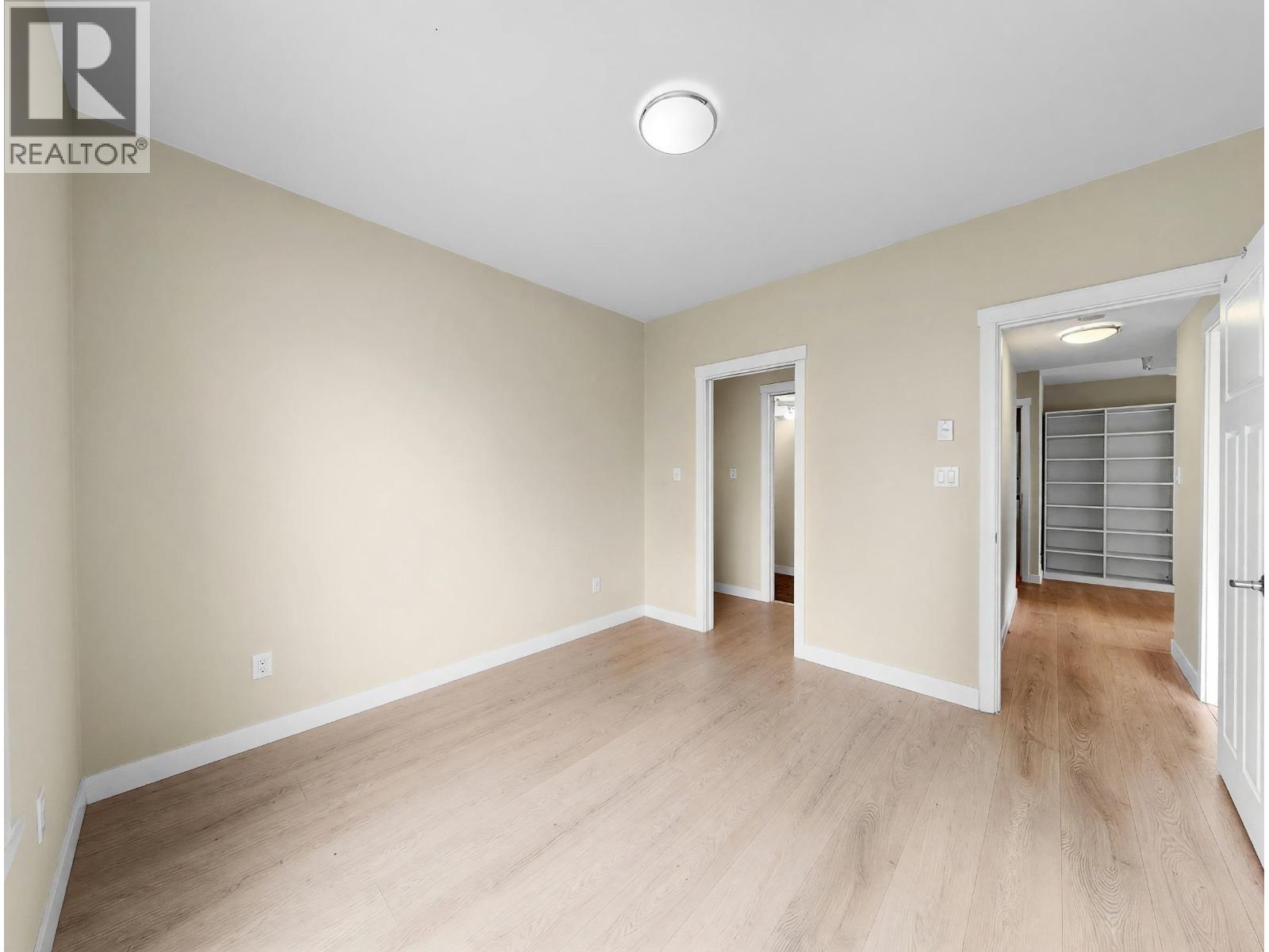 605 2968 Glen Dr. Property Photo 9