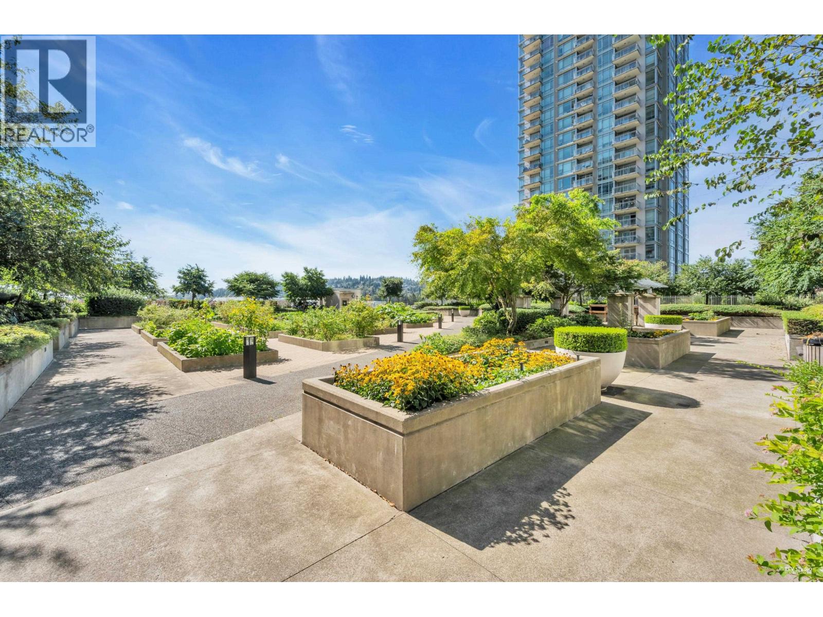605 2968 Glen Dr. Property Photo 17