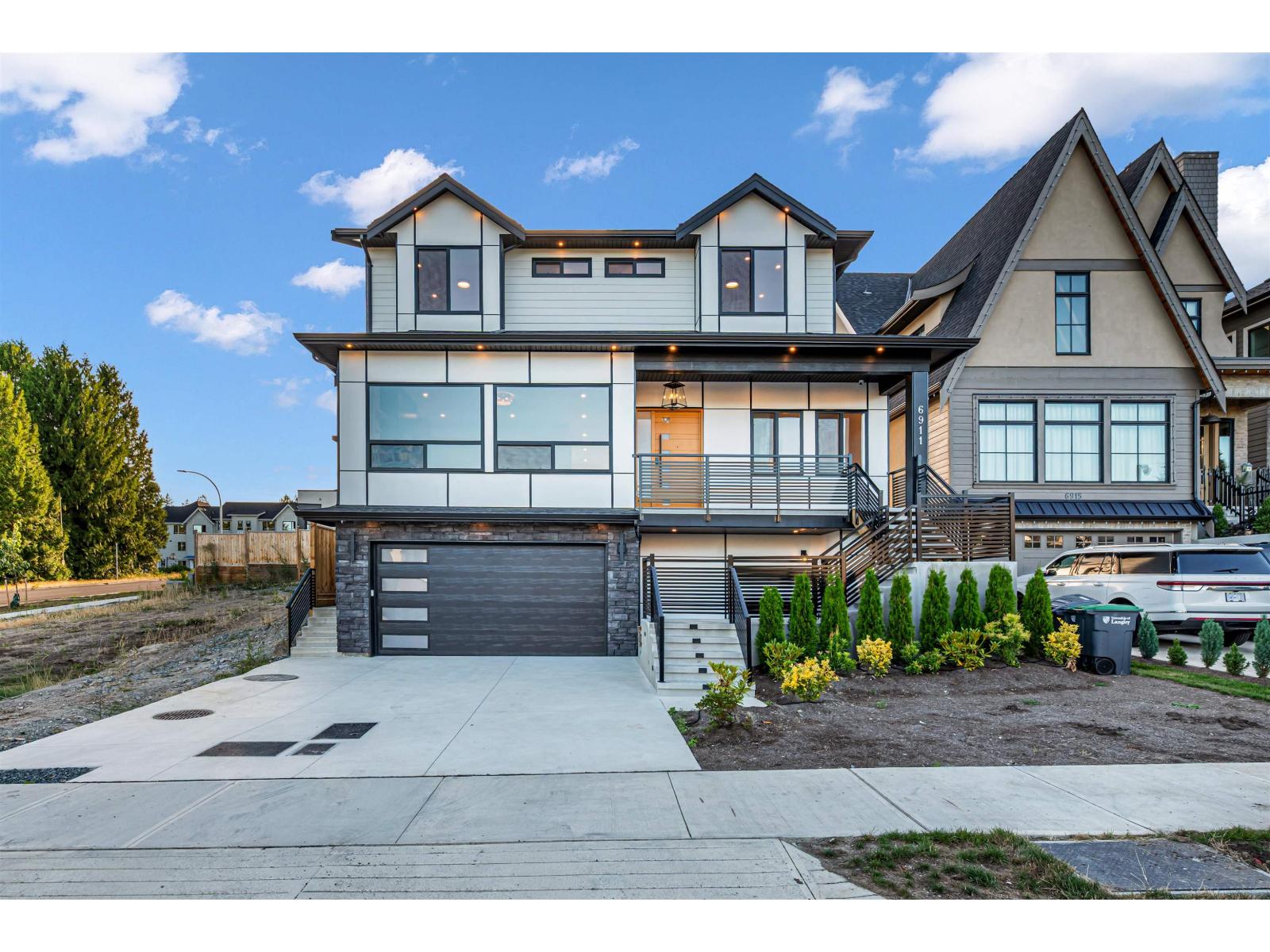 6911 205 Street Property Photo 2