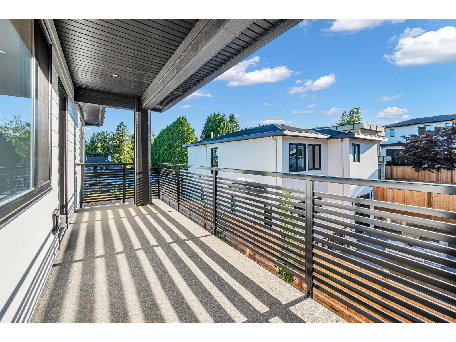 6911 205 Street Property Photo 6