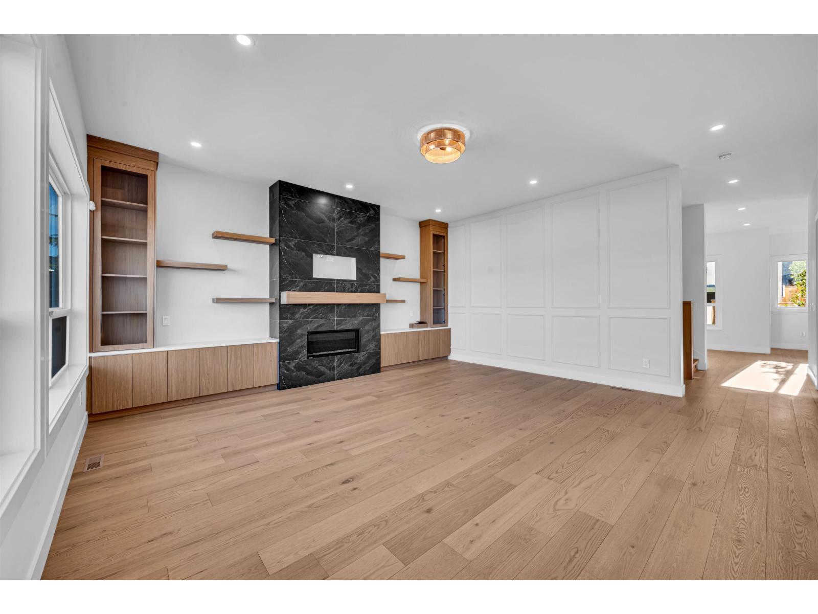 6911 205 Street Property Photo 20