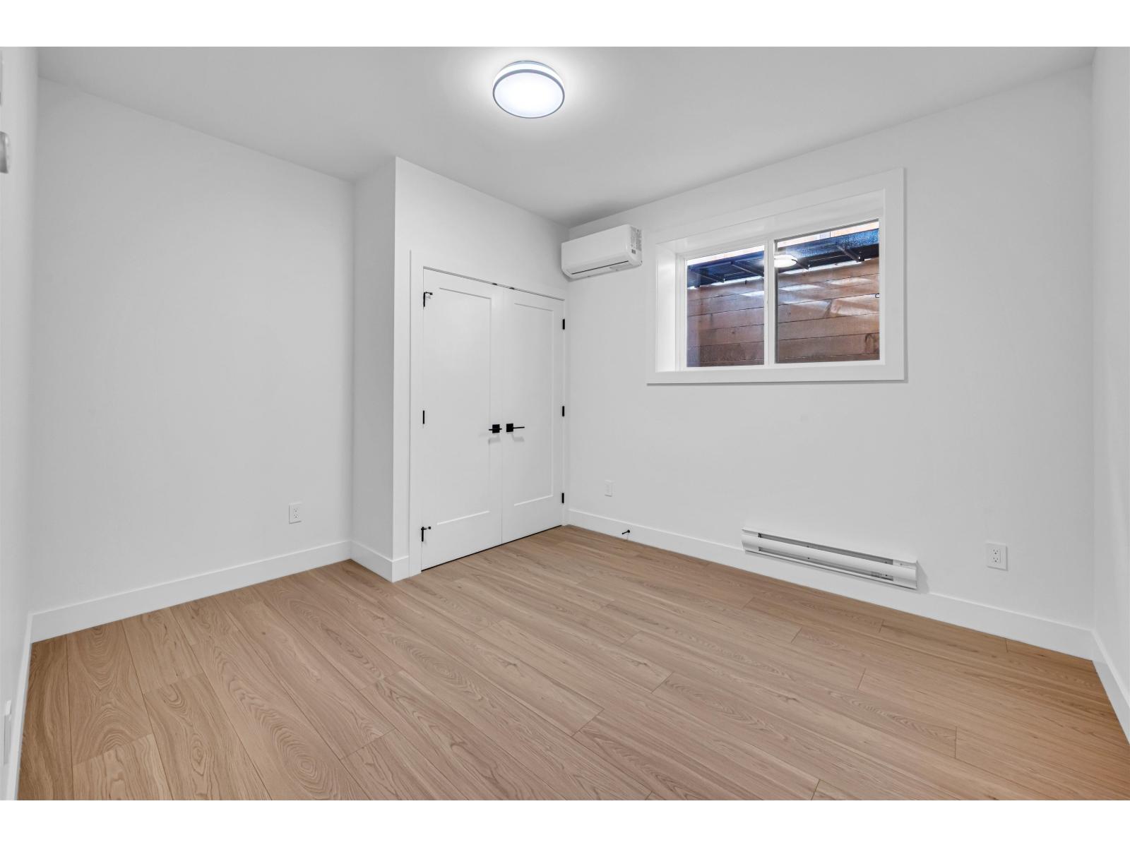 6911 205 Street Property Photo 24