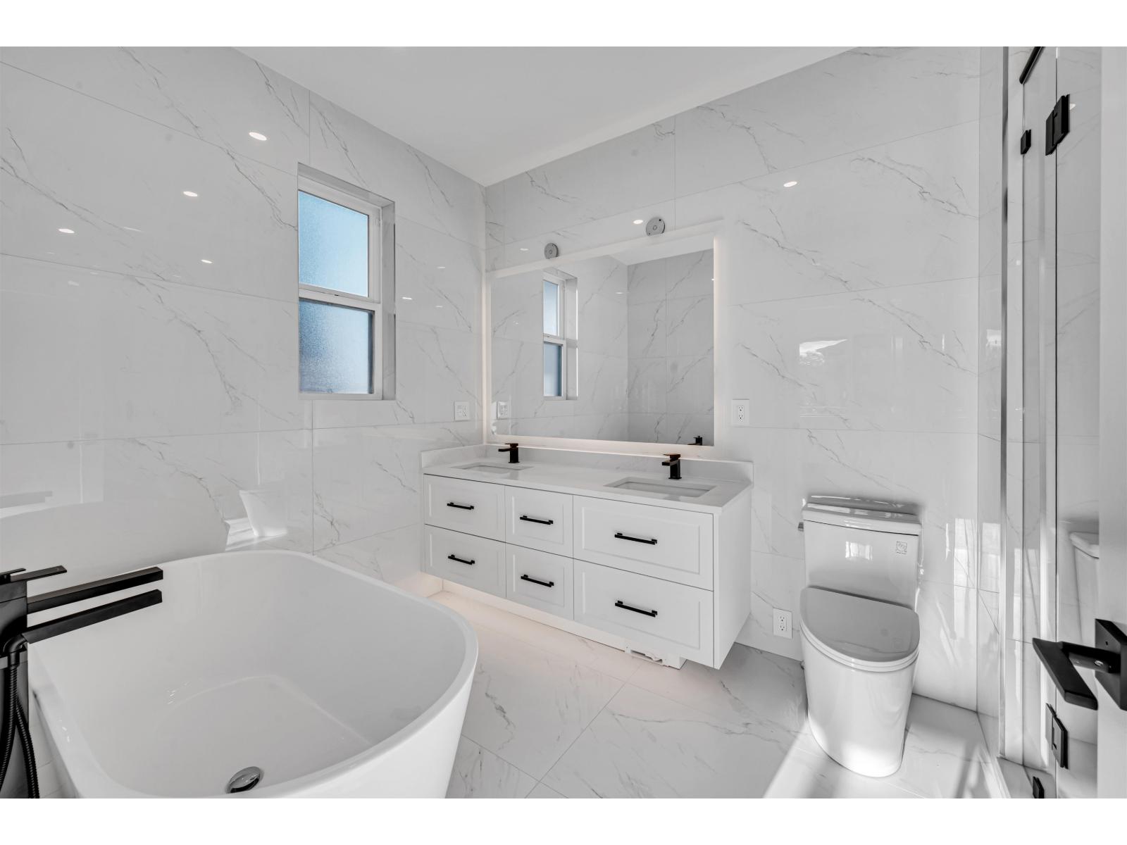 6911 205 Street Property Photo 26