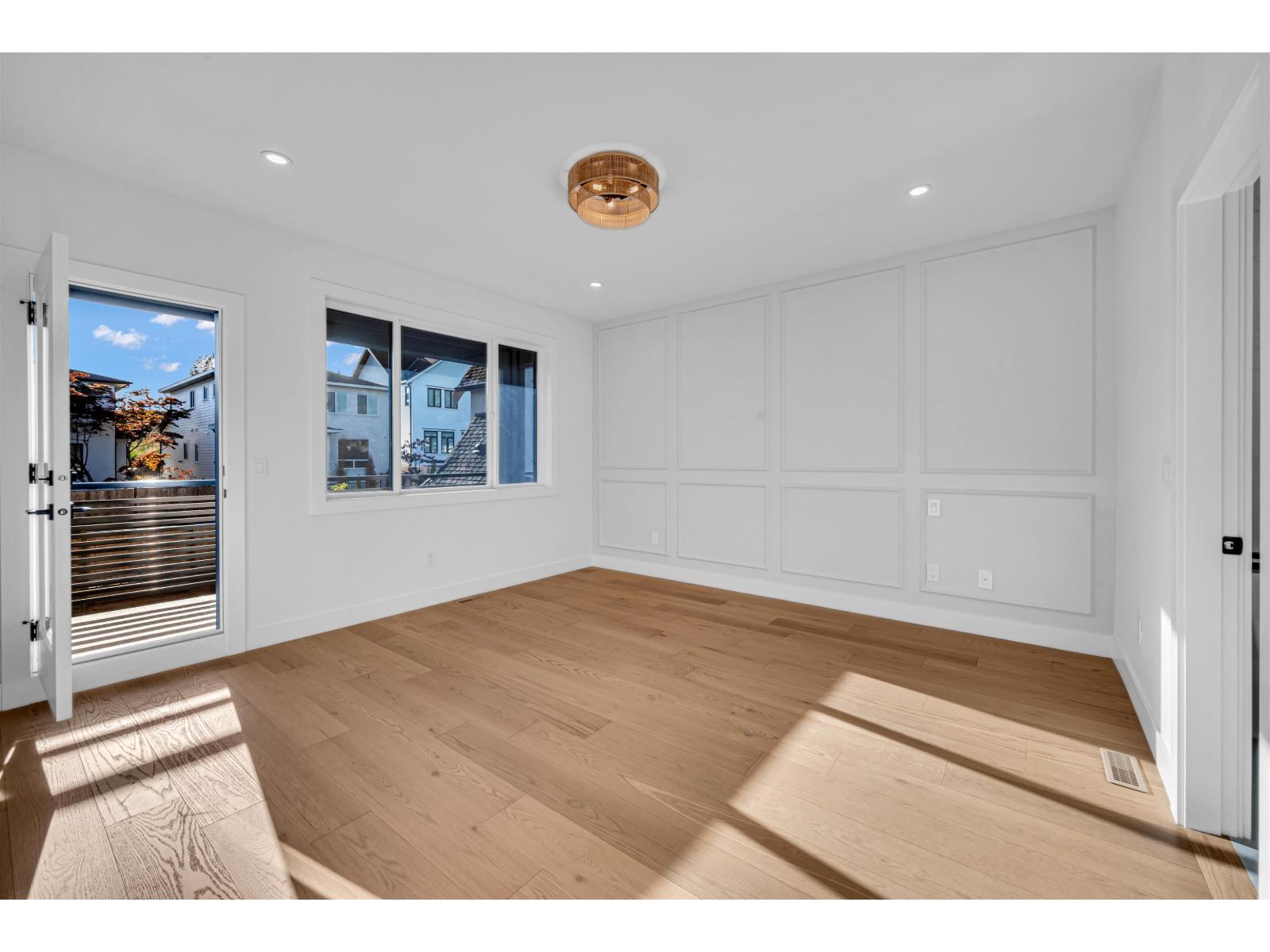 6911 205 Street Property Photo 29