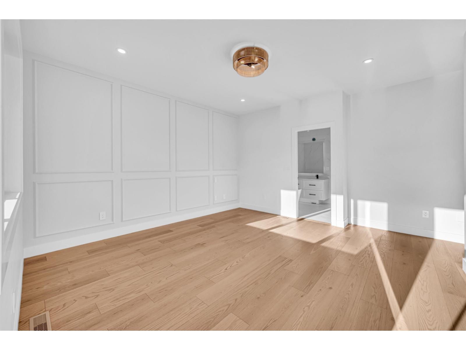 6911 205 Street Property Photo 30