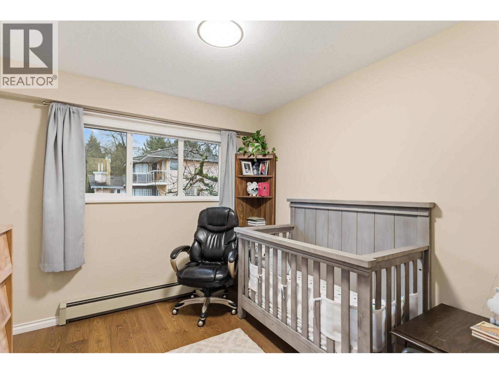 4729 Canada Way Property Photo 11