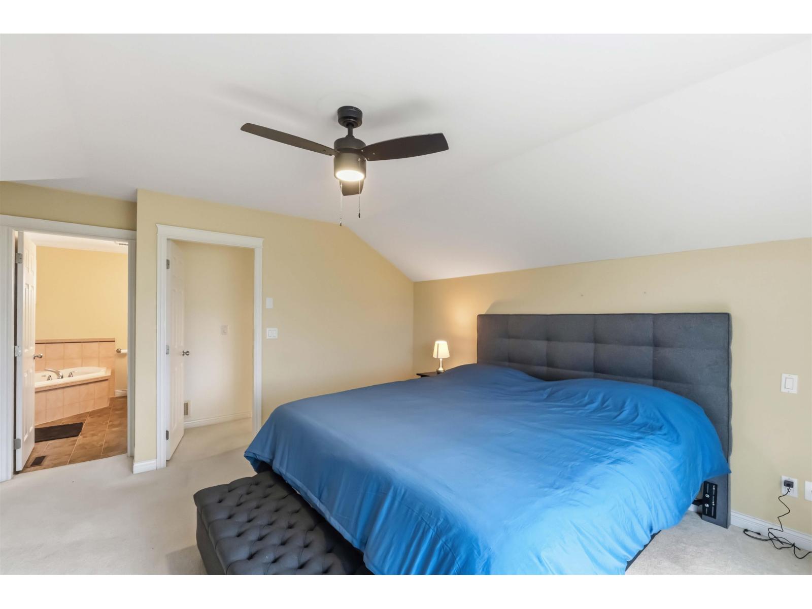 11 2088 Winfield Drive Property Photo 20