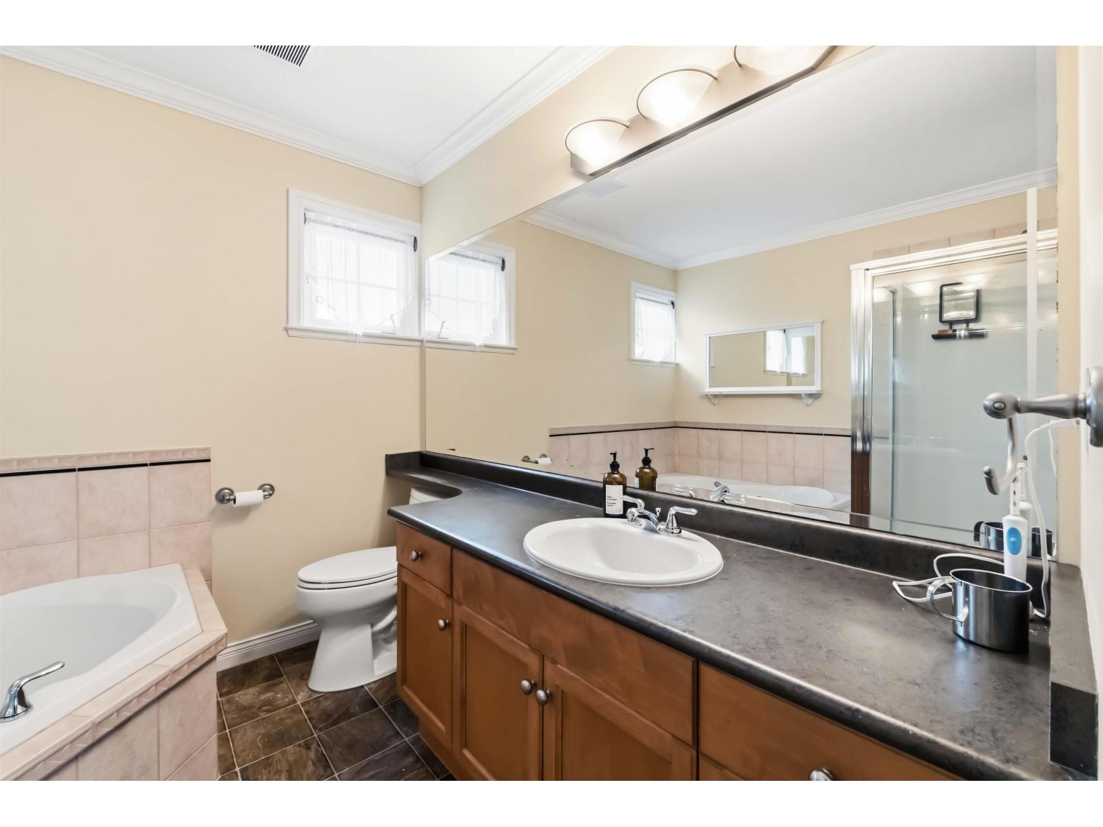 11 2088 Winfield Drive Property Photo 22