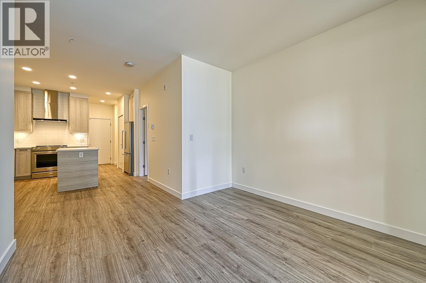 106 7133 14 Avenue Property Photo 10