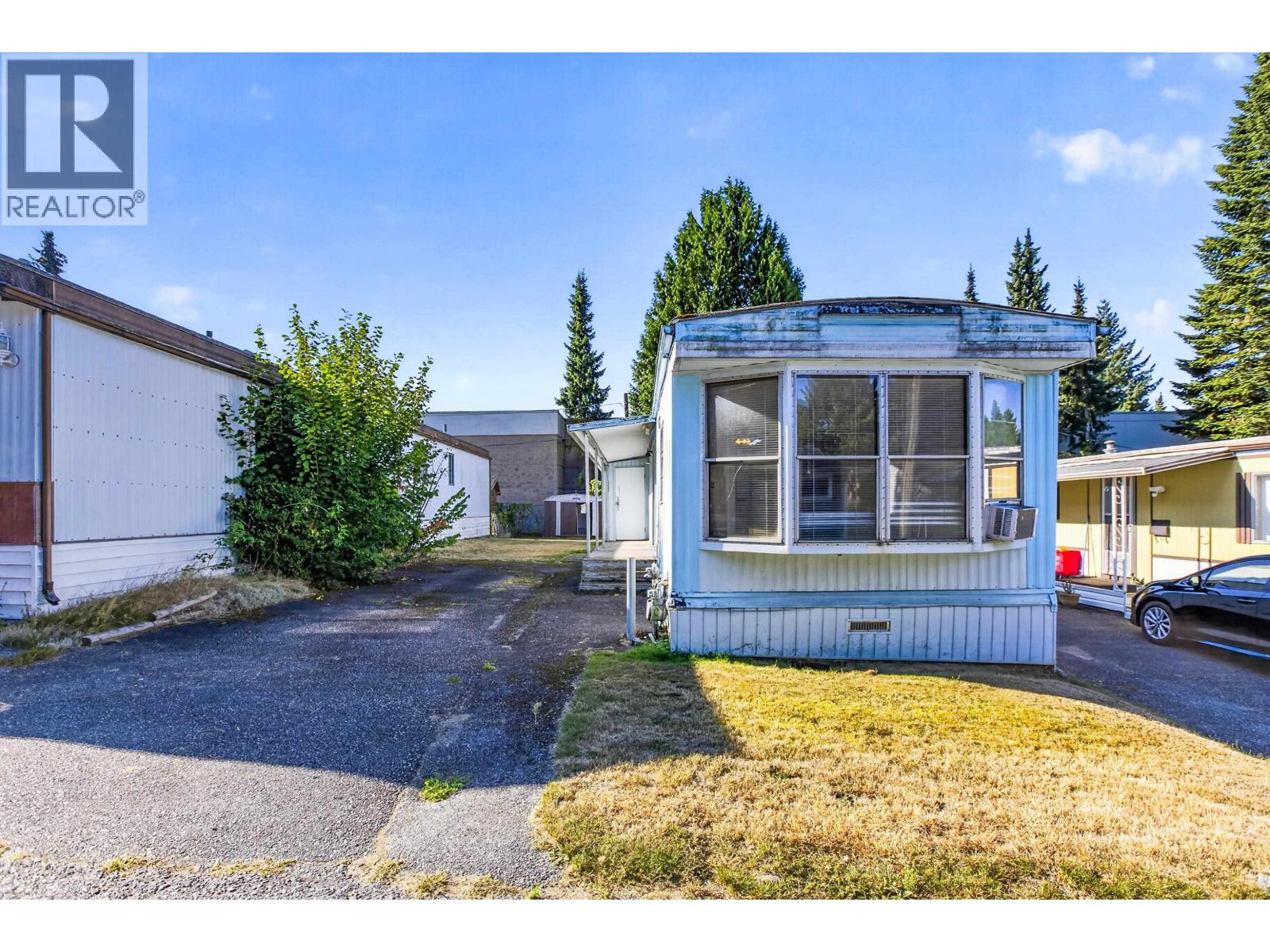 14 21163 Lougheed Highway Property Photo 2
