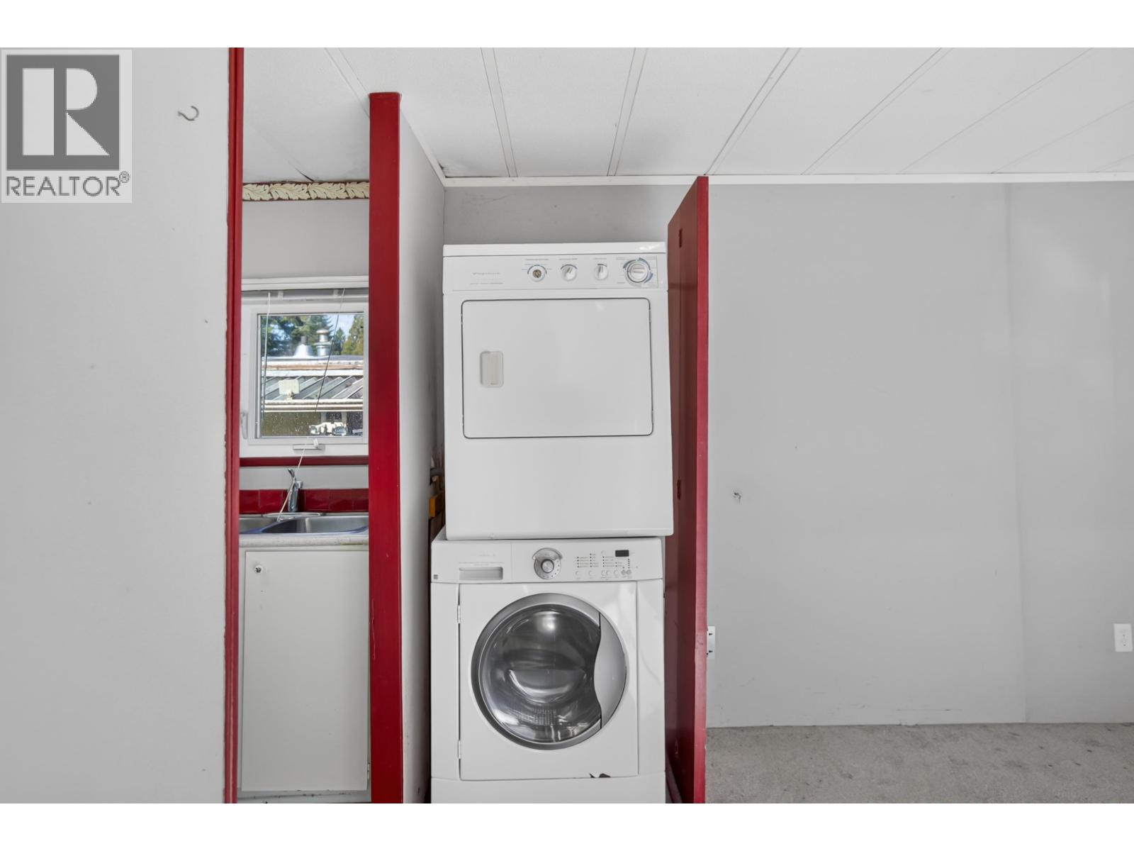 14 21163 Lougheed Highway Property Photo 18