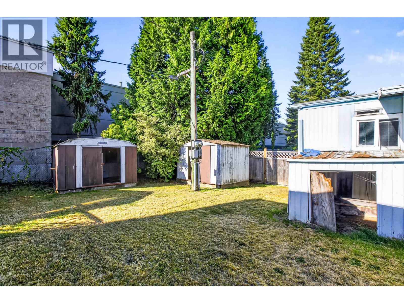 14 21163 Lougheed Highway Property Photo 22