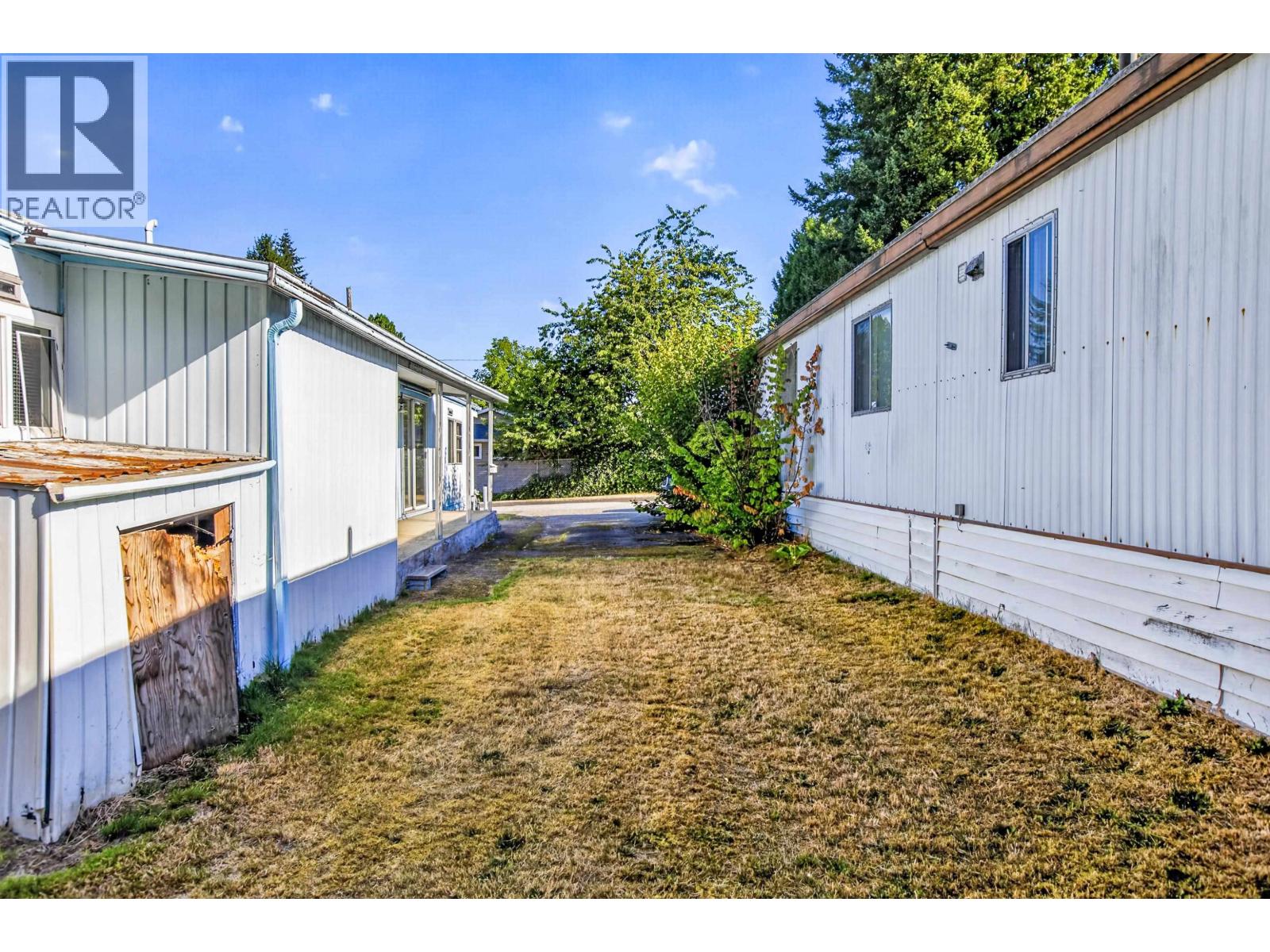 14 21163 Lougheed Highway Property Photo 27