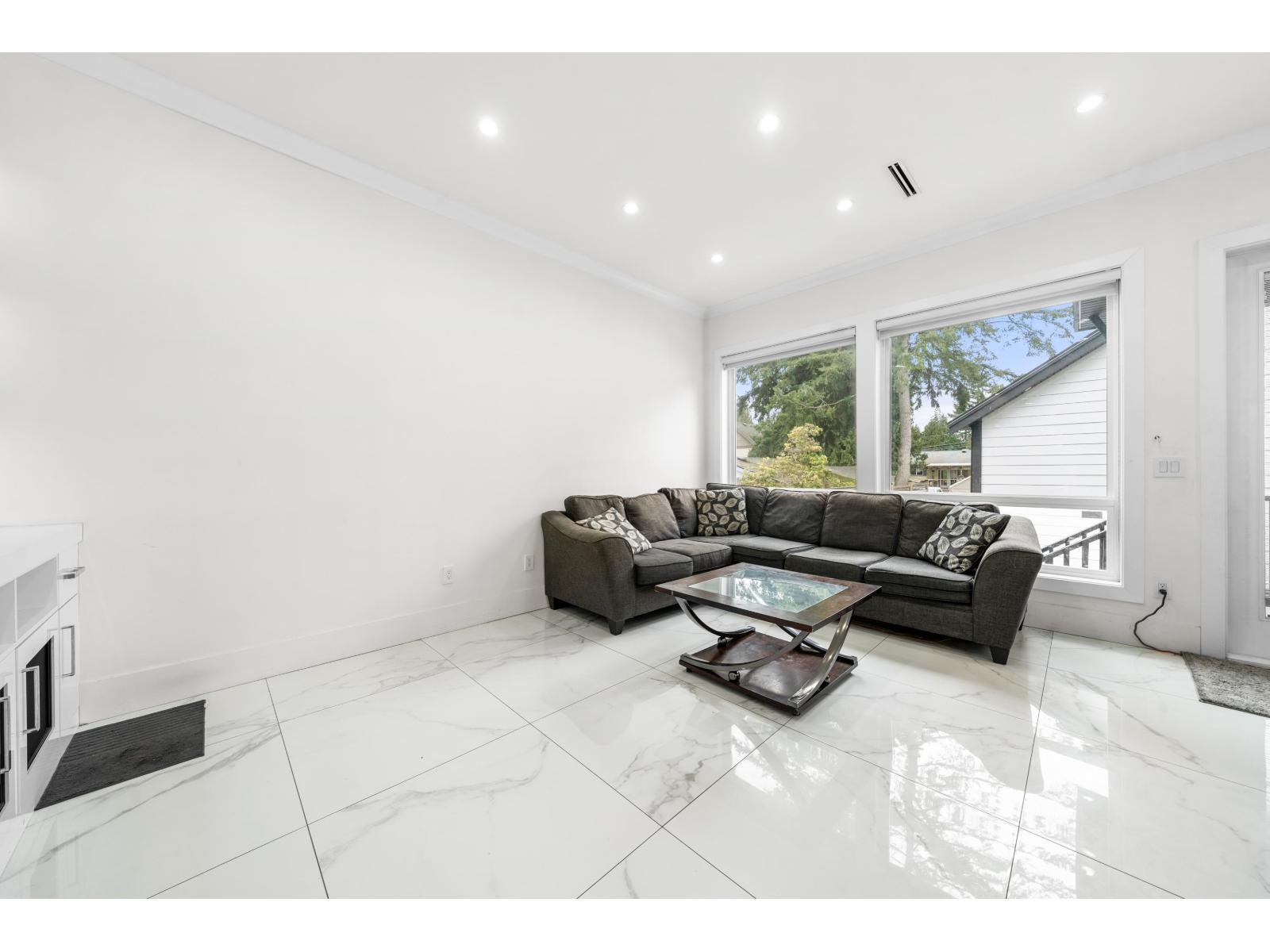 6021 128a Street Property Photo 17