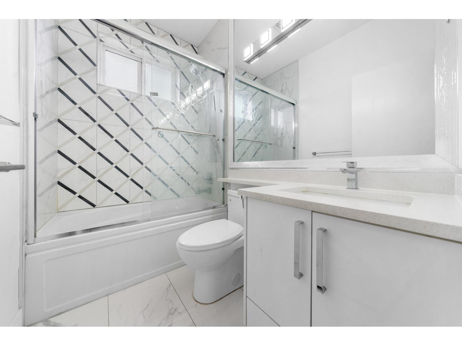 6021 128a Street Property Photo 29