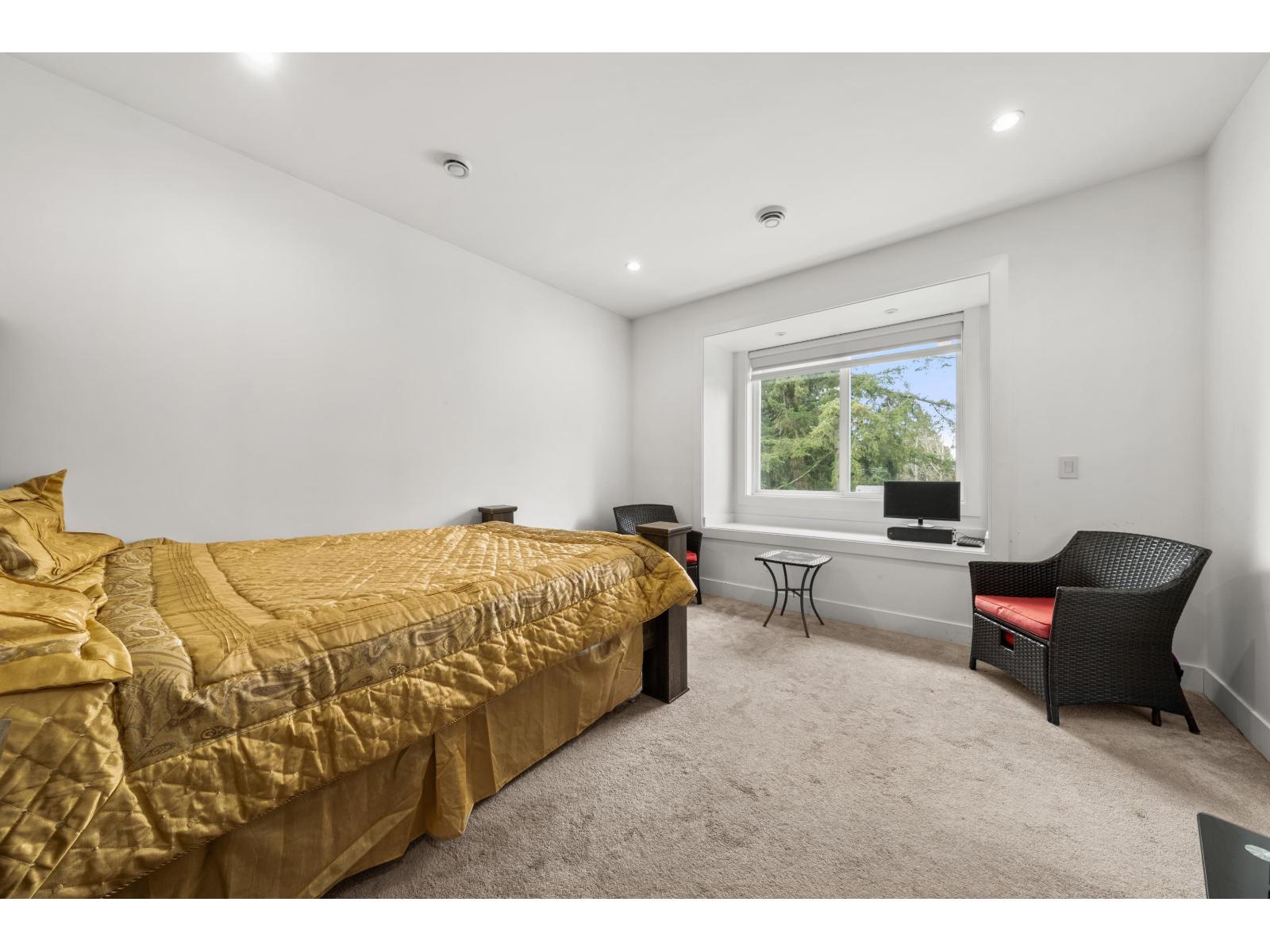 6021 128a Street Property Photo 31