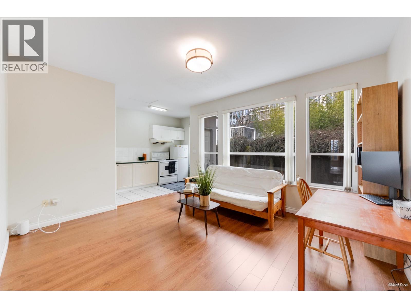 5177 Carson Street Property Photo 12