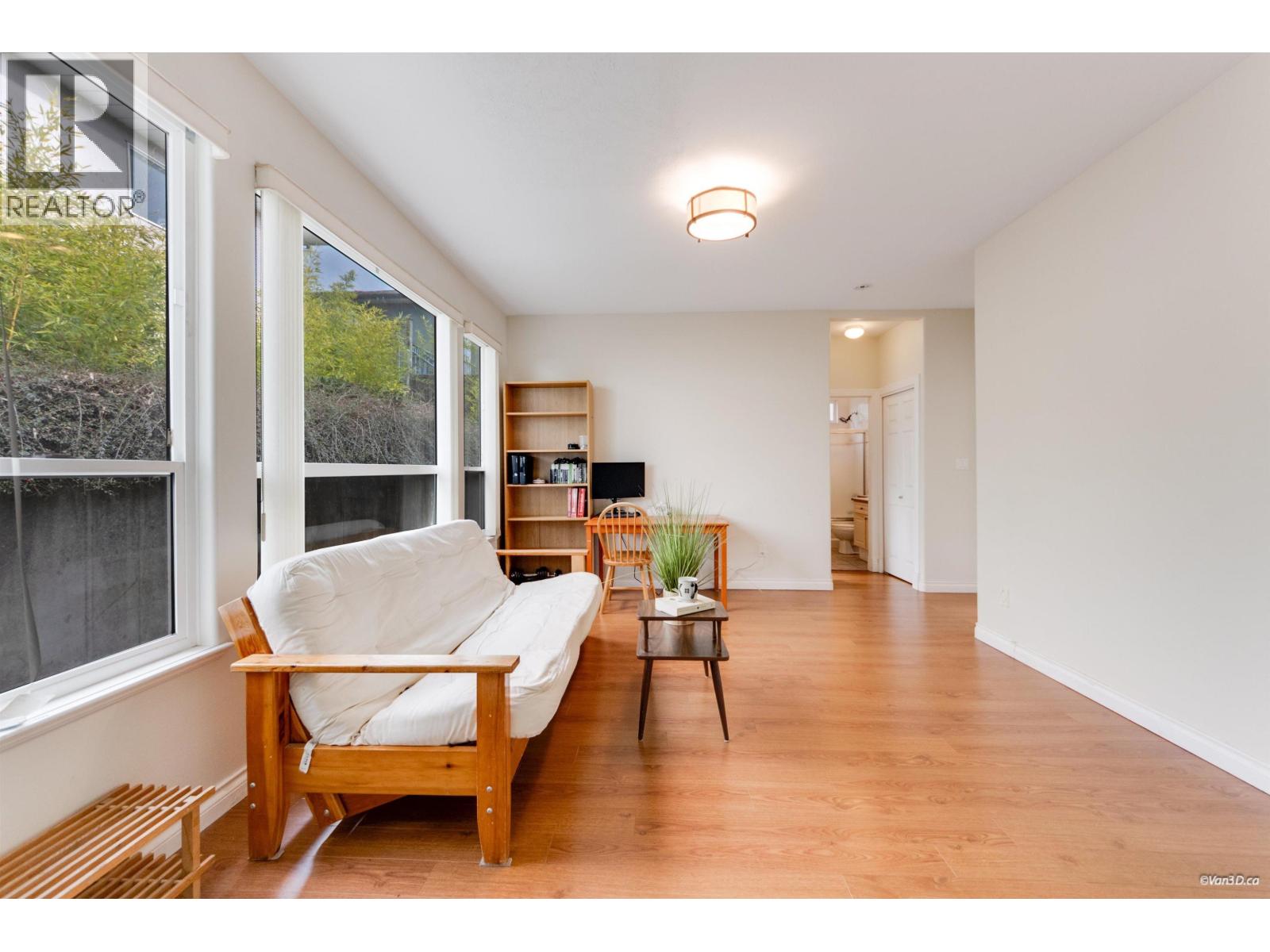 5177 Carson Street Property Photo 13