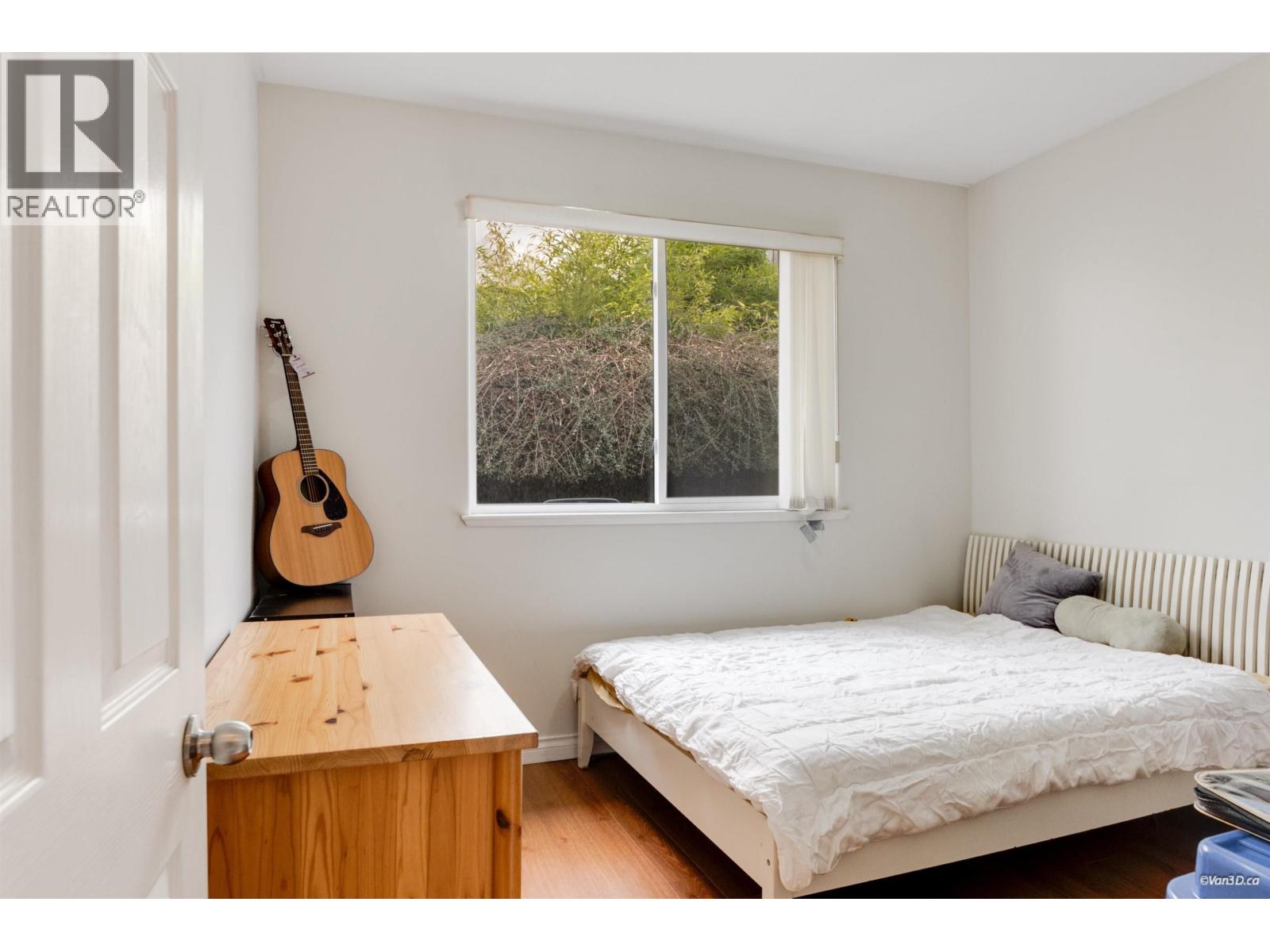 5177 Carson Street Property Photo 14