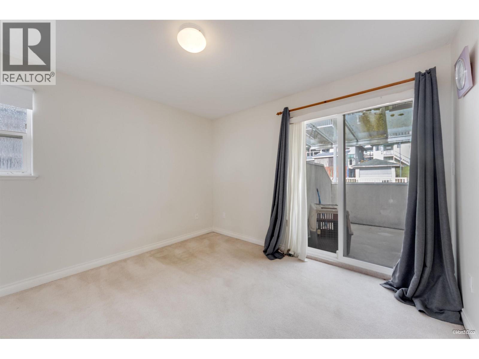 5177 Carson Street Property Photo 20
