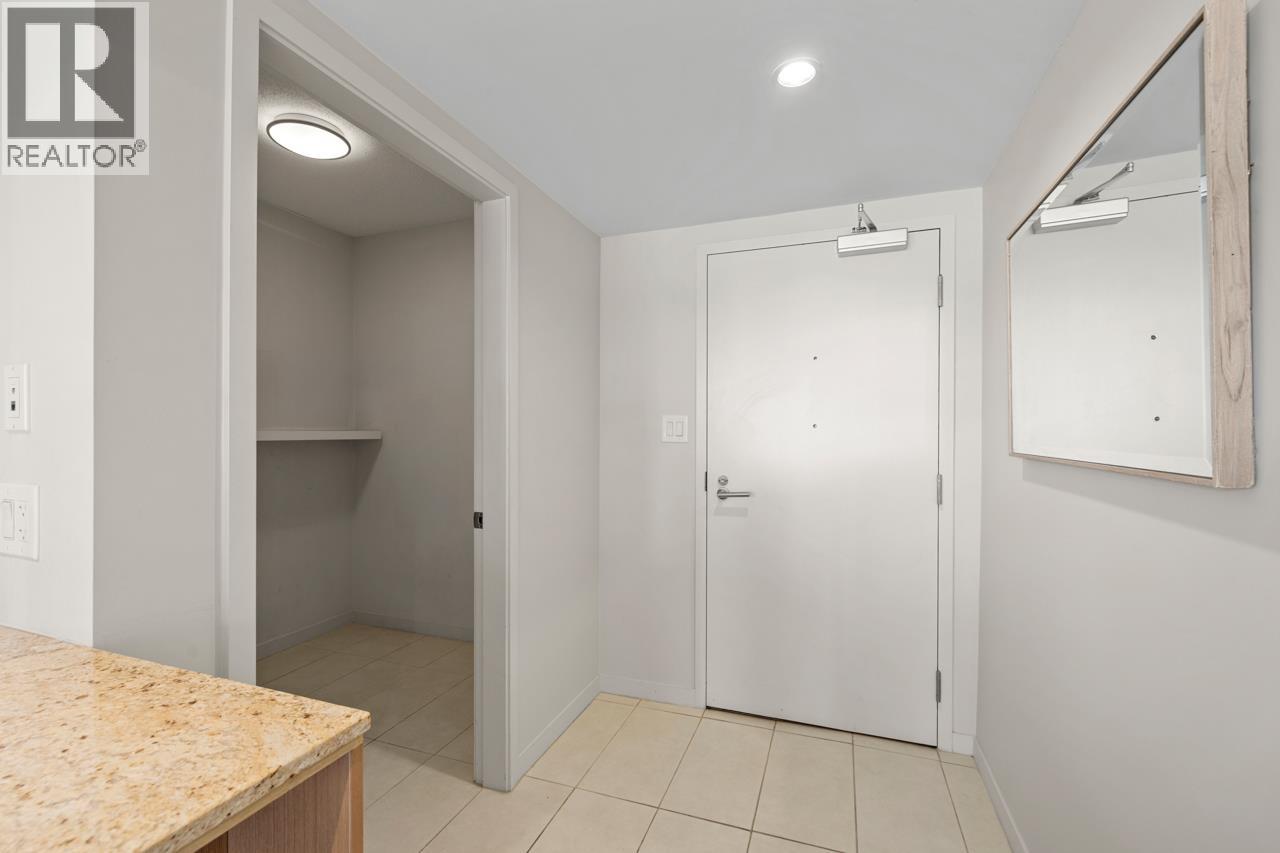 708 522 W 8th Avenue Property Photo 25