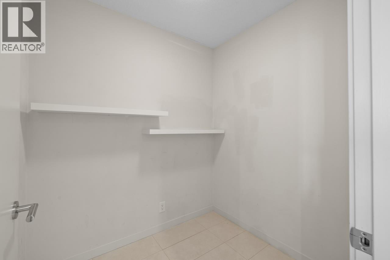 708 522 W 8th Avenue Property Photo 26