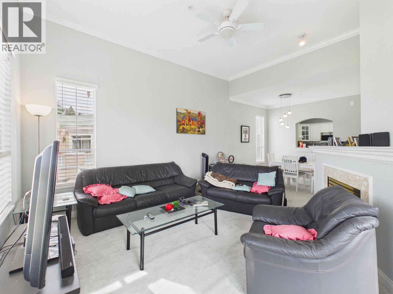 411 2995 Princess Crescent Property Photo 7