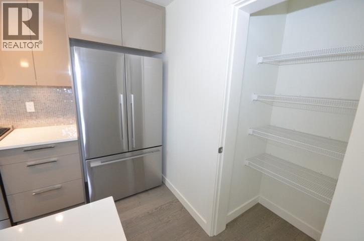 28 10233 River Drive Property Photo 9